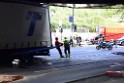 LKW blieb unter Bruecke haengen Koeln Ehrenfeld Innere Kanalstr Hornstr P241